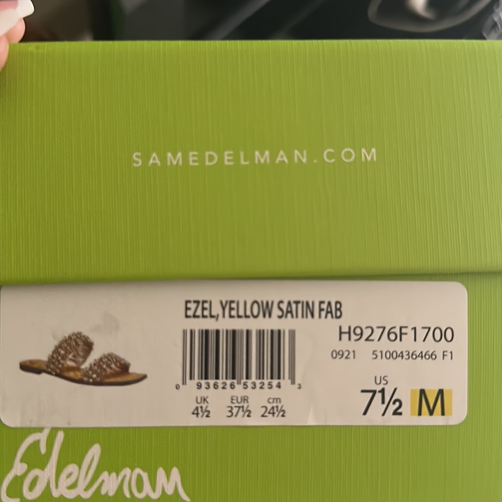 COPY - Sam Edelman Ezel yellow satin sandals - Picture 7 of 7